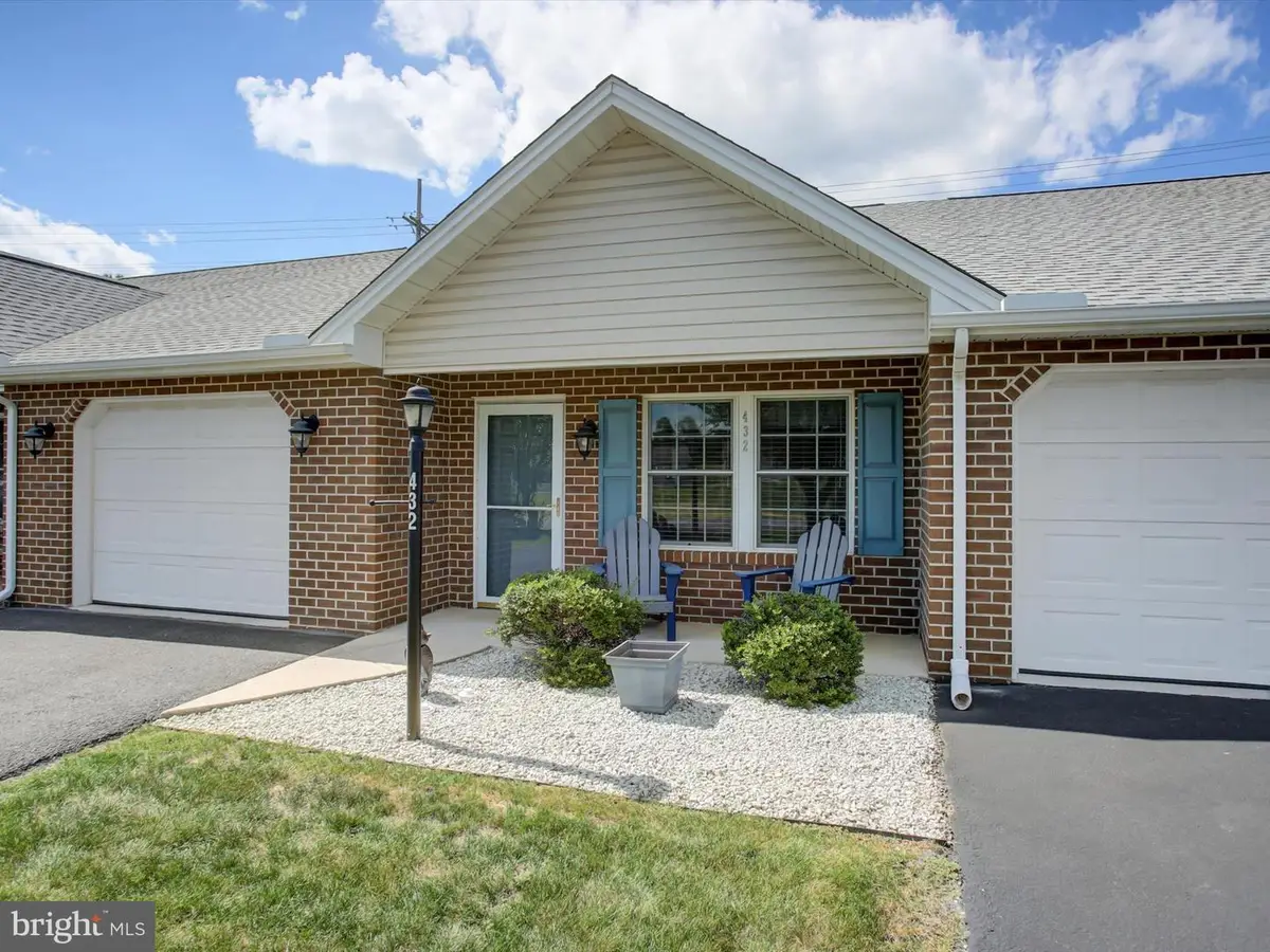 432 Kara Way, Shippensburg, PA 17257 - Image #1