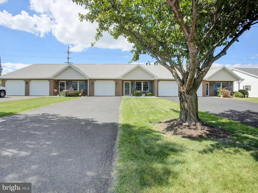 432 Kara Way, Shippensburg, PA 17257 - Image #3