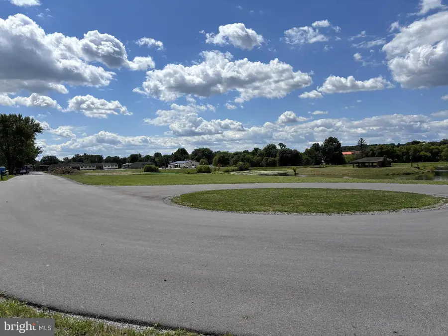 Meadowcreek Dr N, Chambersburg, PA 17202 - Image #2