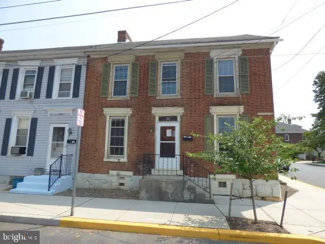 101 N N Carlisle Street, Greencastle, PA 17225 - Image #1