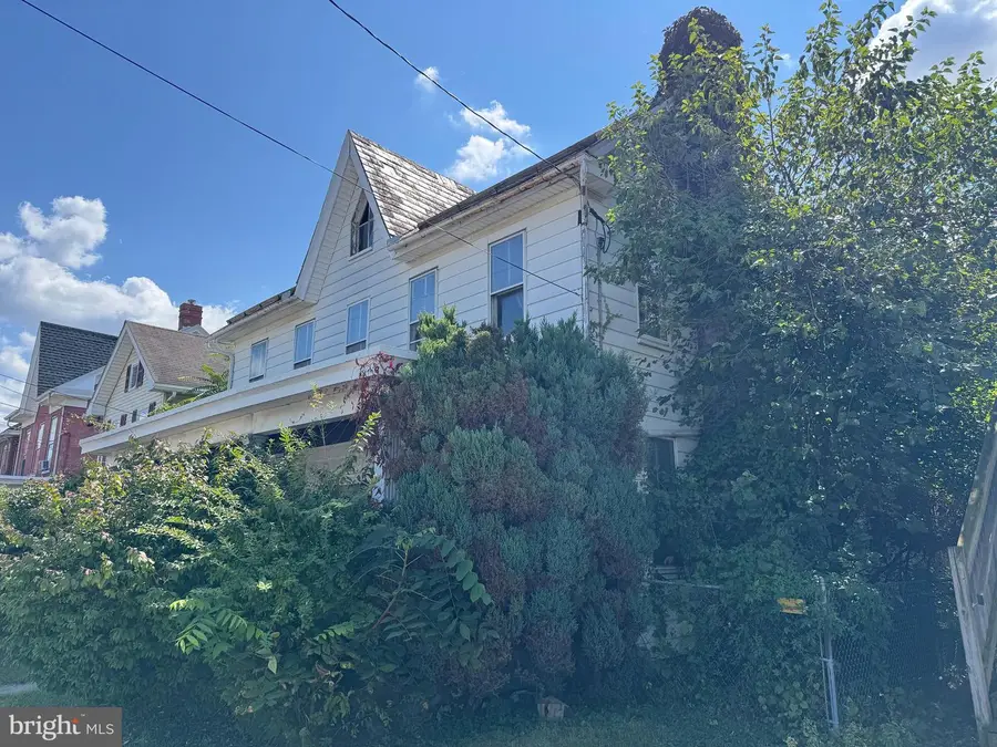 446 E Queen Street, Chambersburg, PA 17201 - Image #3