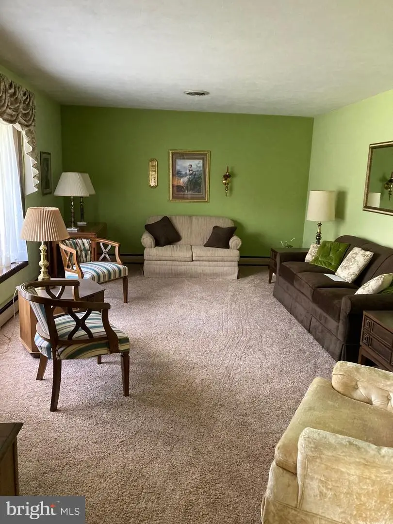 308 Wendy Drive, Fayetteville, PA 17222 - Image #3