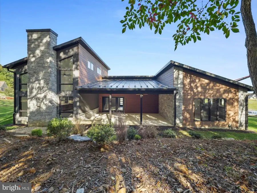 1868 Carrera Drive, Chambersburg, PA 17202 - Image #3