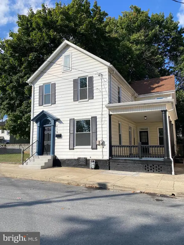 119 E Catherine St, CHAMBERSBURG, PA 17201