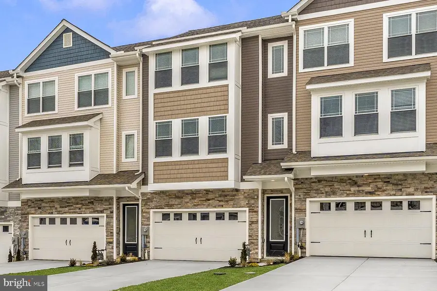 548 Bartholomew Dr, Waynesboro, PA 17268 - Image #2