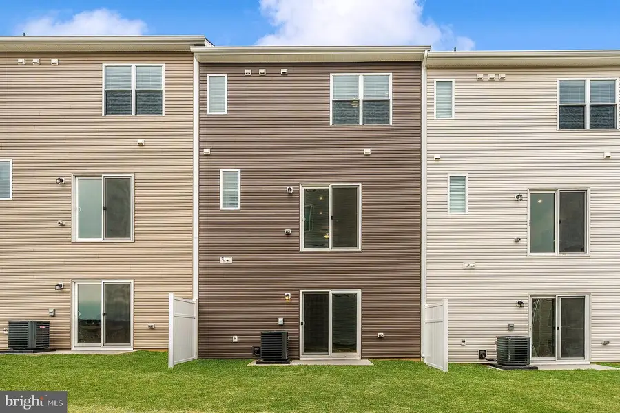 548 Bartholomew Dr, Waynesboro, PA 17268 - Image #3