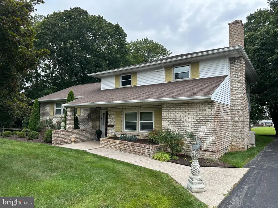 775 Lohman Avenue, Greencastle, PA 17225 - Image #2