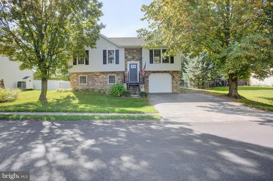 128 Hykes Rd E, Greencastle, PA 17225 - Image #3