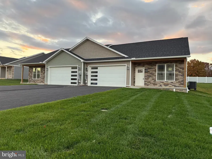 11819 Mystic Rock Lane S, Waynesboro, PA 17268 - Image #3