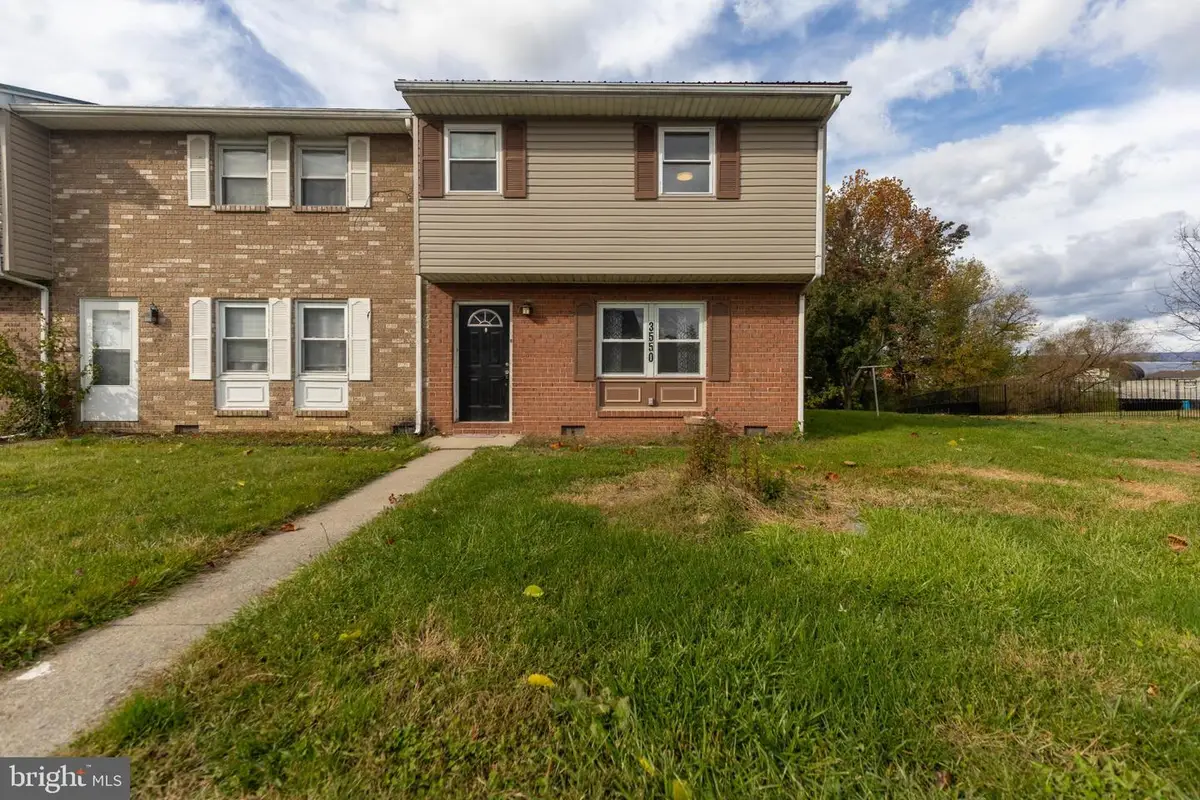 3550 Gregway Dr, Chambersburg, PA 17202 - #1