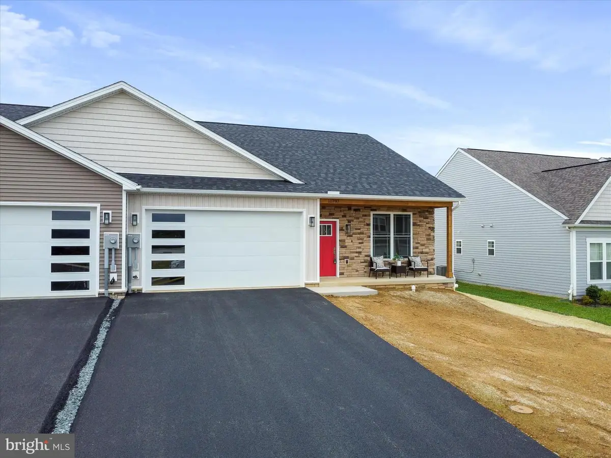 11797 Mystic Rock Lane S, Waynesboro, PA 17268 - Image #1