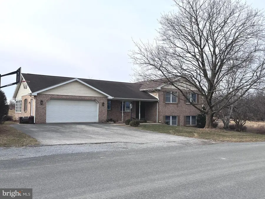 482 Beech Tree Street, Shippensburg, PA 17257 - Image #2