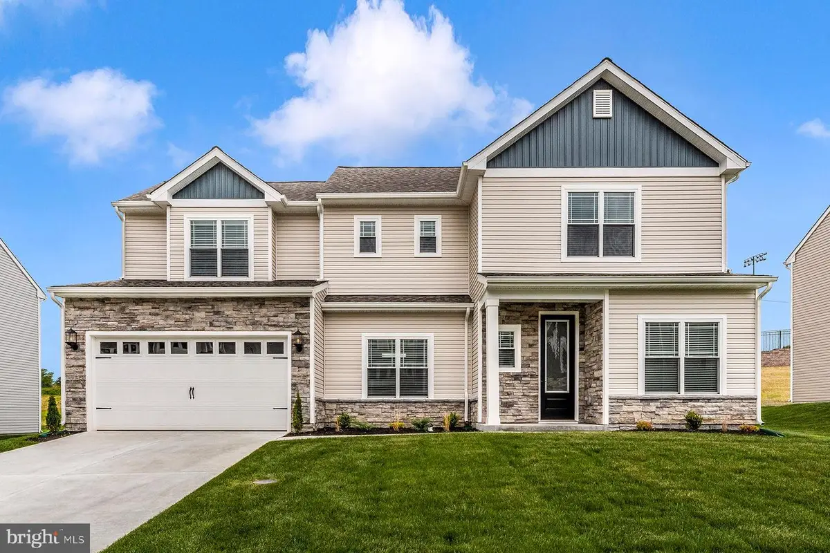 516 Abigail Ave, Waynesboro, PA 17268 - Image #1