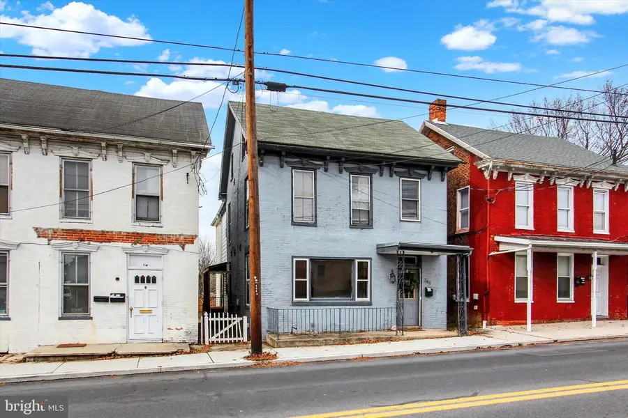 346 S Potomac St, Waynesboro, PA 17268 - Image #2