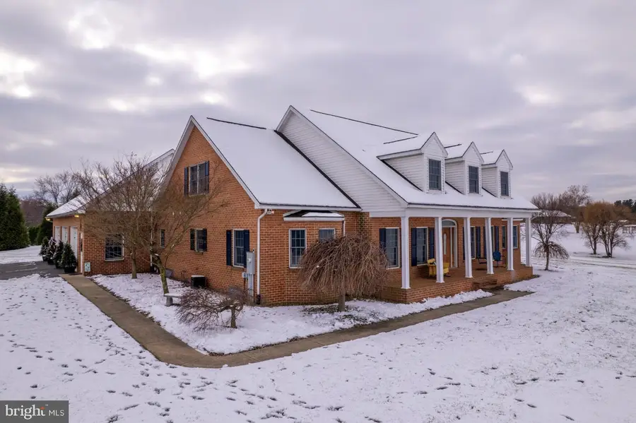 1709 Ragged Edge Rd, Chambersburg, PA 17202 - Image #2