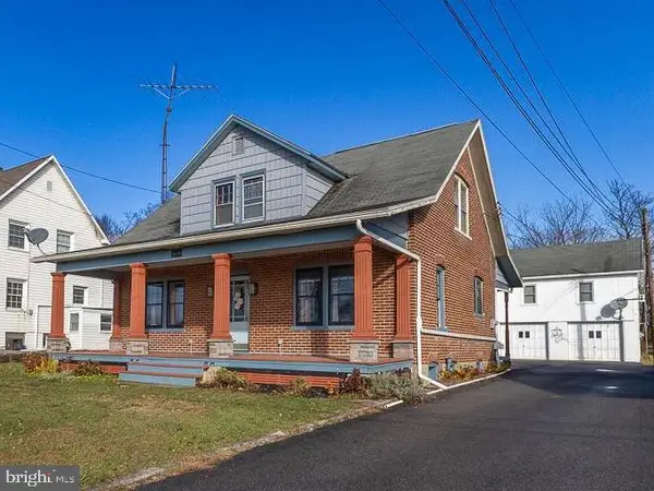 1631 E Buchanan Trail East E, GREENCASTLE, PA 17225