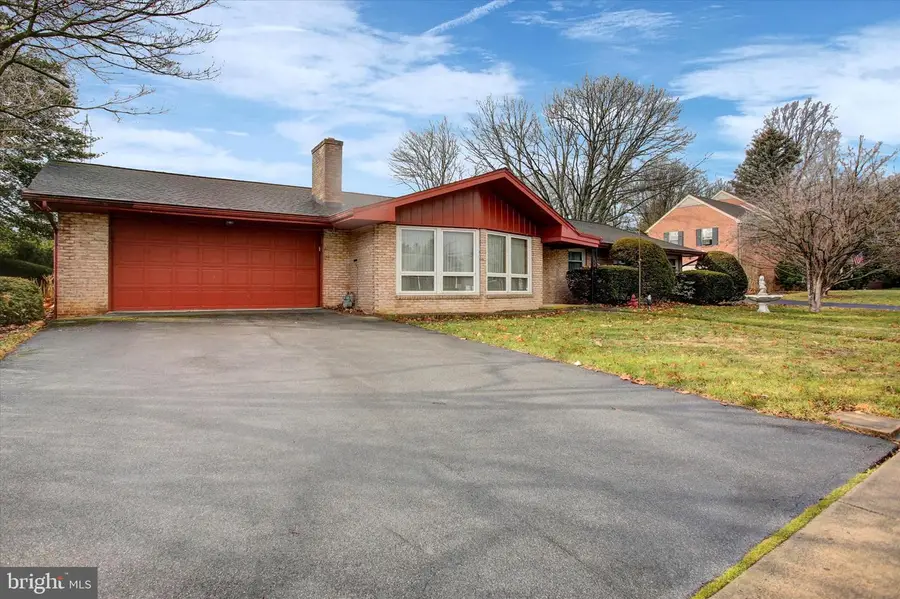 960 Leidig Drive, Chambersburg, PA 17202 - Image #3