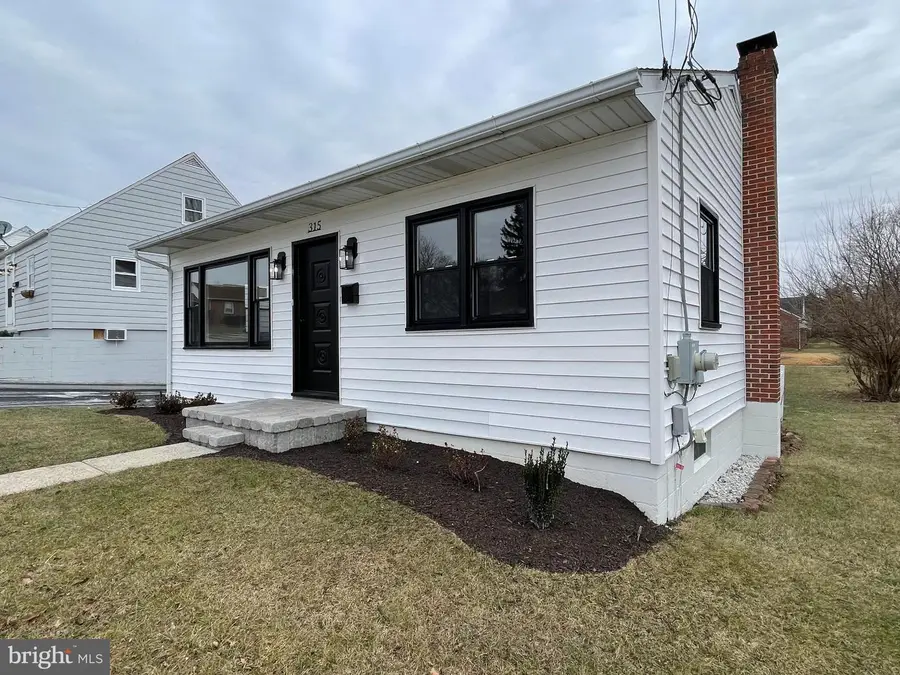 315 N Franklin St, Waynesboro, PA 17268 - Image #3