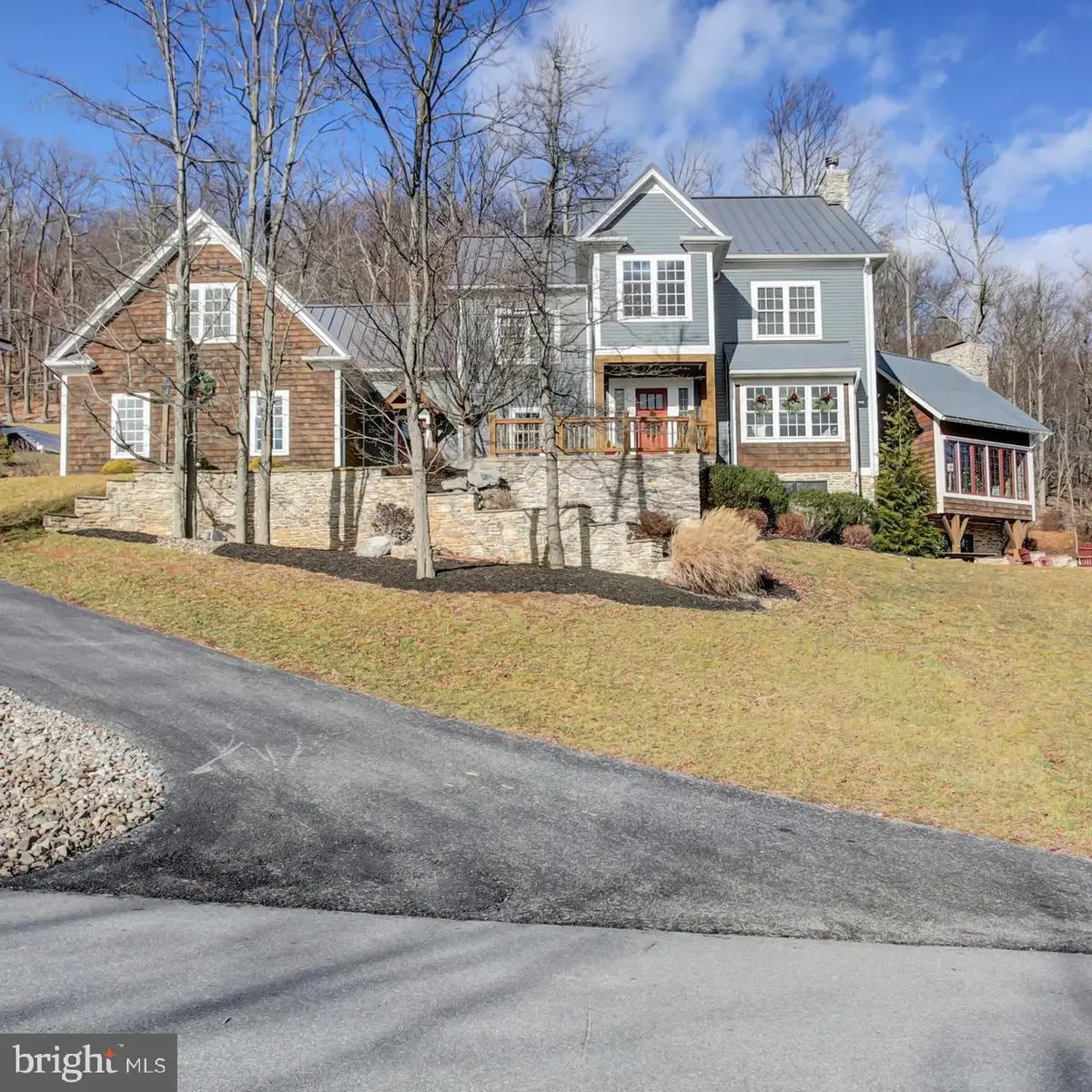 12101 Mountainside Dr, Mercersburg, PA 17236 - Image #1