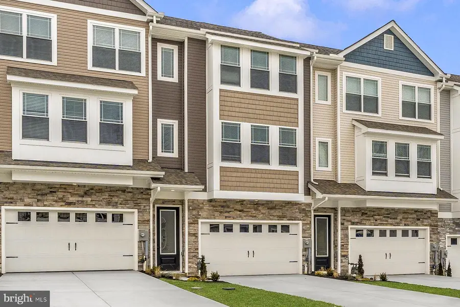 505 Iverson Rd, Waynesboro, PA 17268 - Image #2