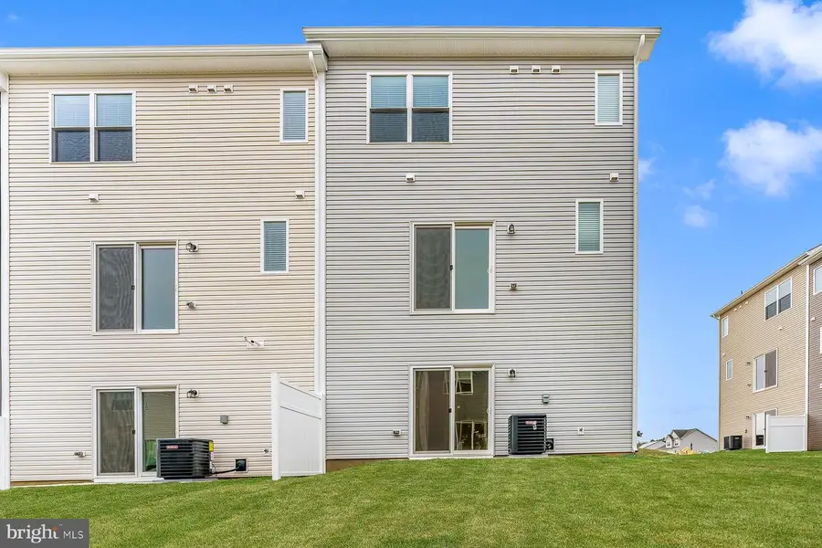 549 Bartholomew Dr, Waynesboro, PA 17268 - Image #3