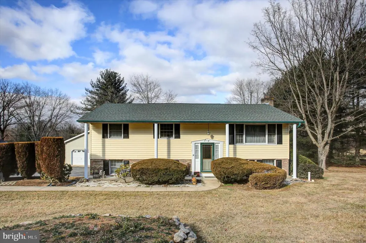 10839 Old Forge Rd, Waynesboro, PA 17268 - Image #1