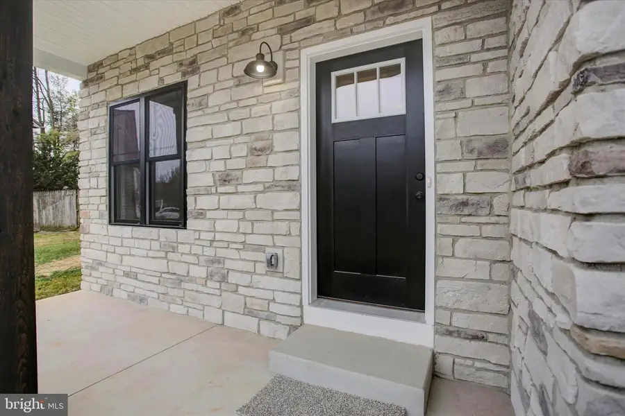 108 Baker And Russell Dr, Shippensburg, PA 17257 - Image #2