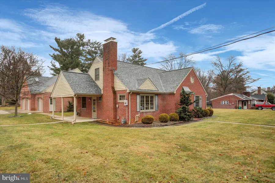 1566 Wilson Avenue, Chambersburg, PA 17201 - #2