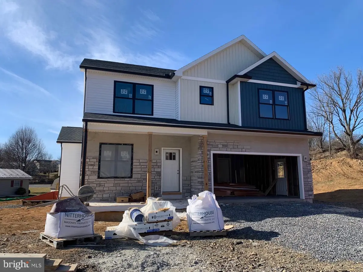 695 Karvois Court, Chambersburg, PA 17202 - Image #1