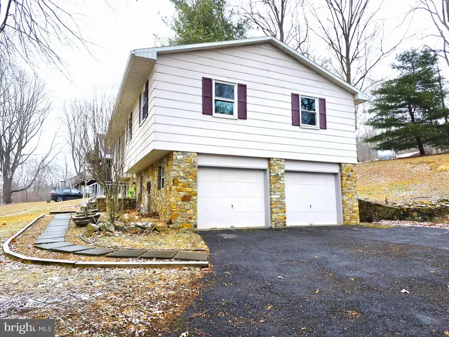 10968 Old Forge Rd, Waynesboro, PA 17268 - #3