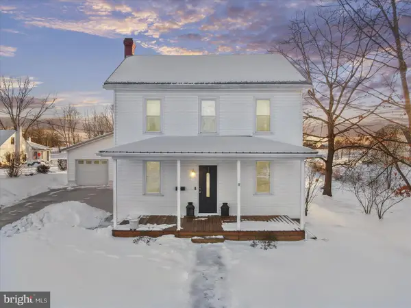 62 E Main Street, FAYETTEVILLE, PA 17222