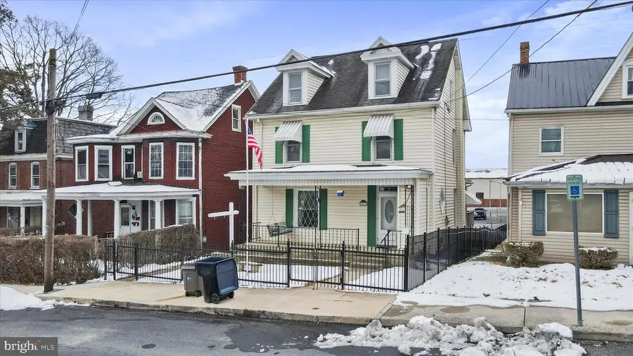 50 E Fifth St, Waynesboro, PA 17268 - #3