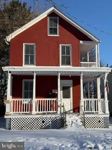 78 N 4th St, Chambersburg, PA 17201 - #1