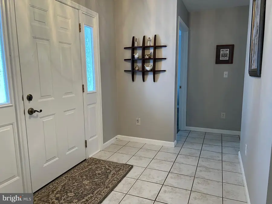 1512 Spring Side Dr E, Chambersburg, PA 17202 - #3