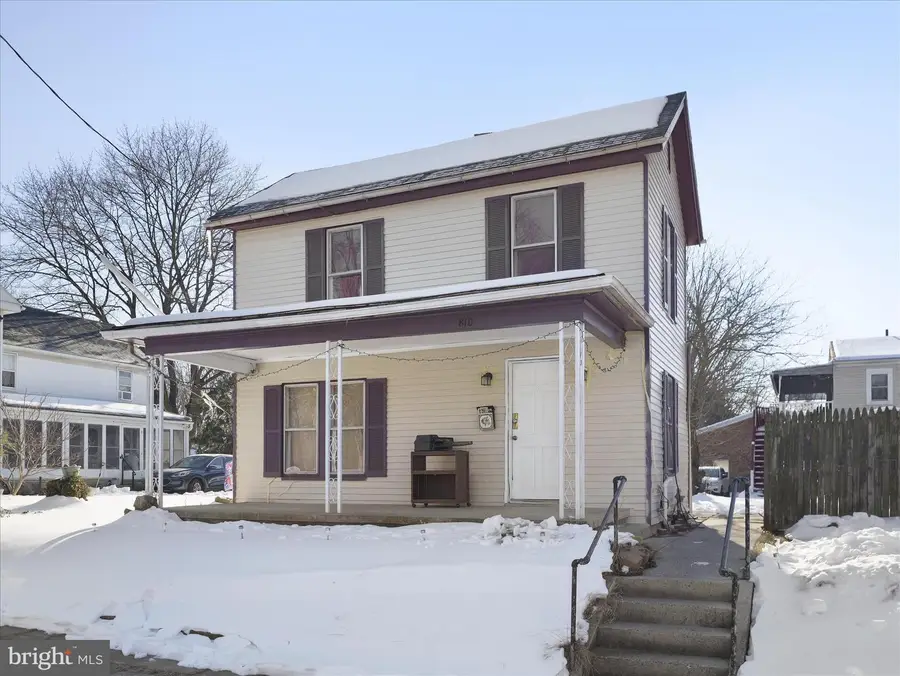 810 Broad St, Chambersburg, PA 17201 - #3