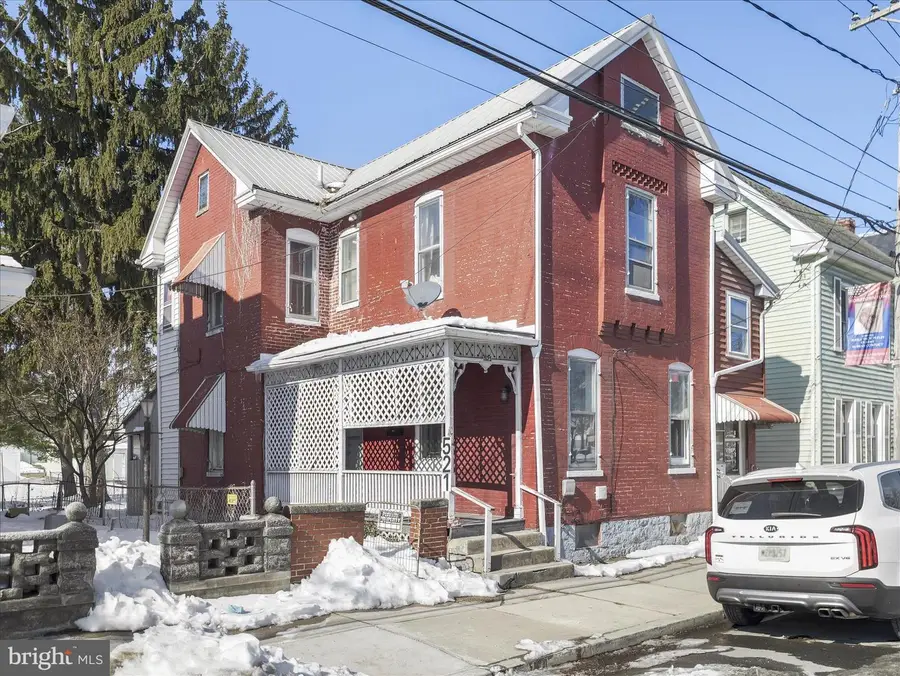 521 S 2nd St, Chambersburg, PA 17201 - #2