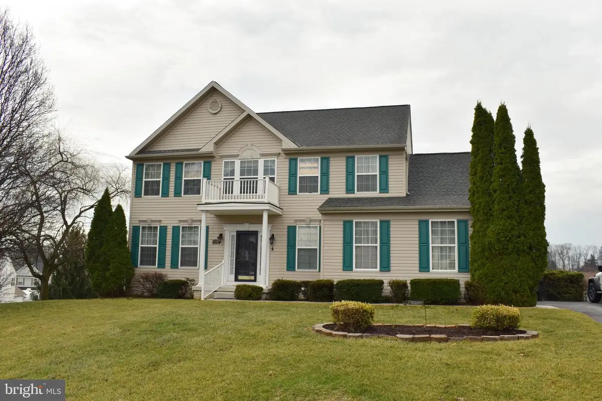 108 Bridle Hill Ct, Chambersburg, PA 17202 - #1