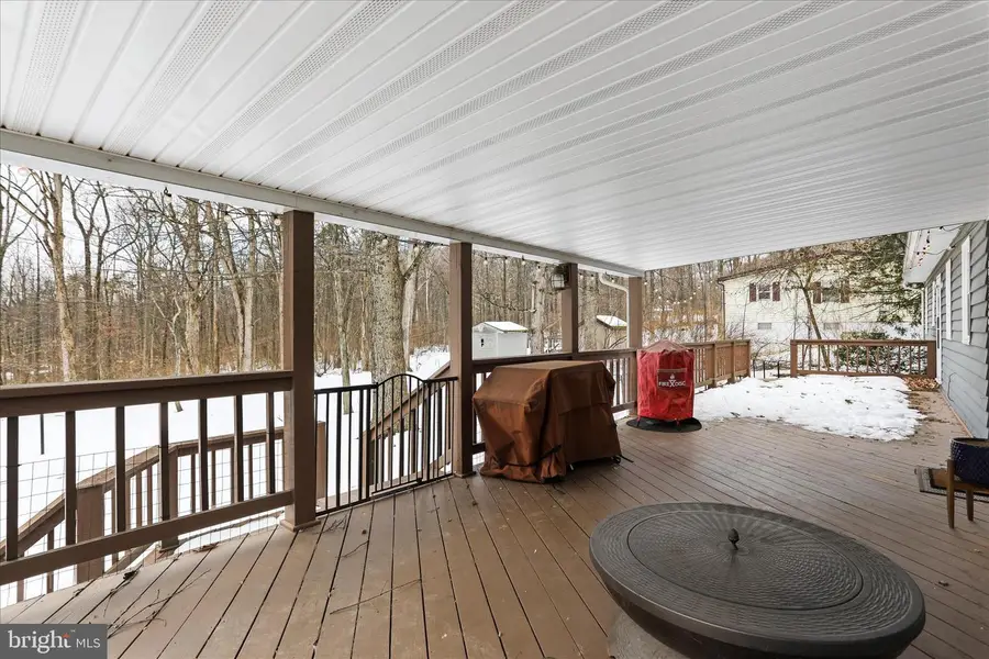 9654 Circle Dr, Chambersburg, PA 17201 - #3