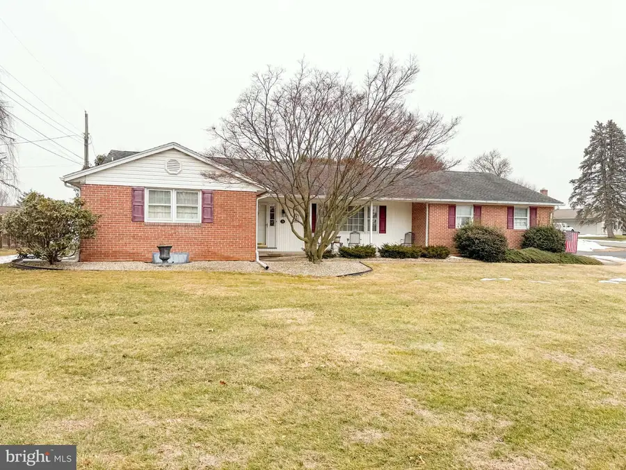 34 Acorn Circle, Chambersburg, PA 17202 - #2