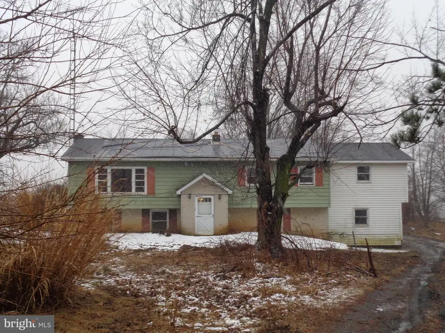 3330 Fox Hill Drive, Chambersburg, PA 17202 - #2