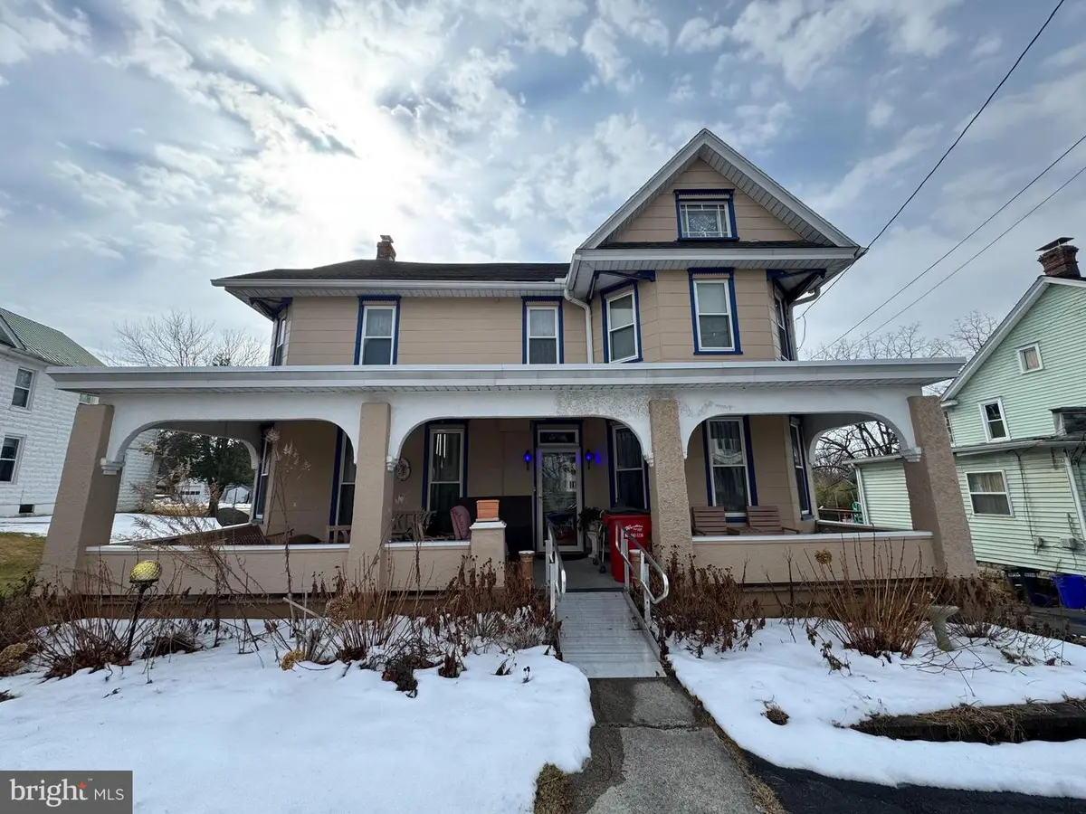 3915 Scotland Main Street, Chambersburg, PA 17202 - #1