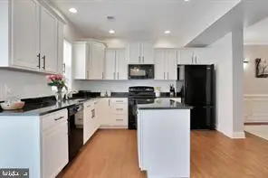 546 S Carlisle St, Greencastle, PA 17225 - #2