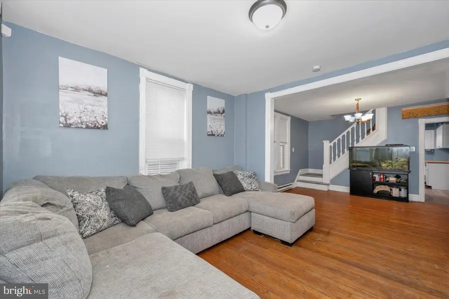 202 1/2 Park St, Waynesboro, PA 17268 - #3