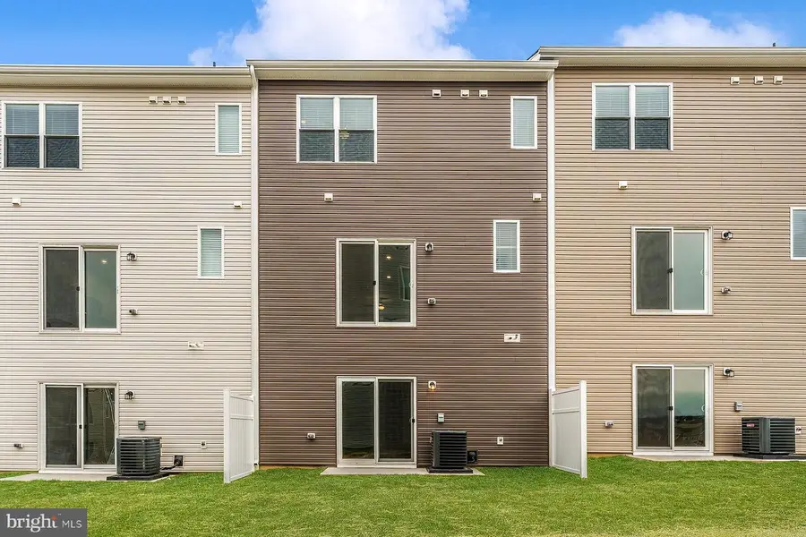 547 Bartholomew Dr, Waynesboro, PA 17268 - #3