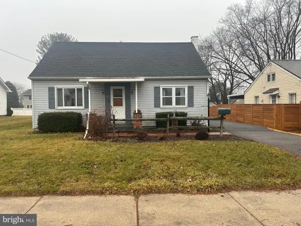 712 Stanley Avenue, CHAMBERSBURG, PA 17201