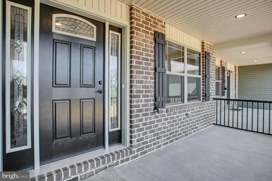 6342 Penn National Dr, Fayetteville, PA 17222 - #3