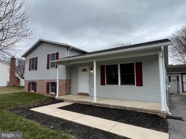 1612 Magnolia Court, CHAMBERSBURG, PA 17202