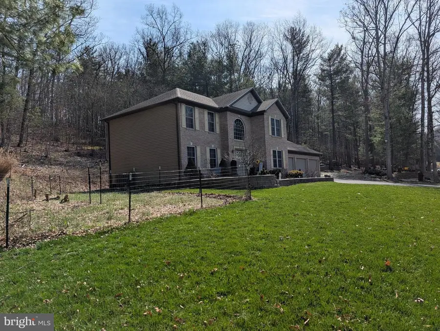 7895 Stump Run Rd, Fayetteville, PA 17222 - #3