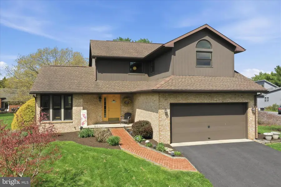 251 Stonegate Circle North N, Chambersburg, PA 17201 - #2