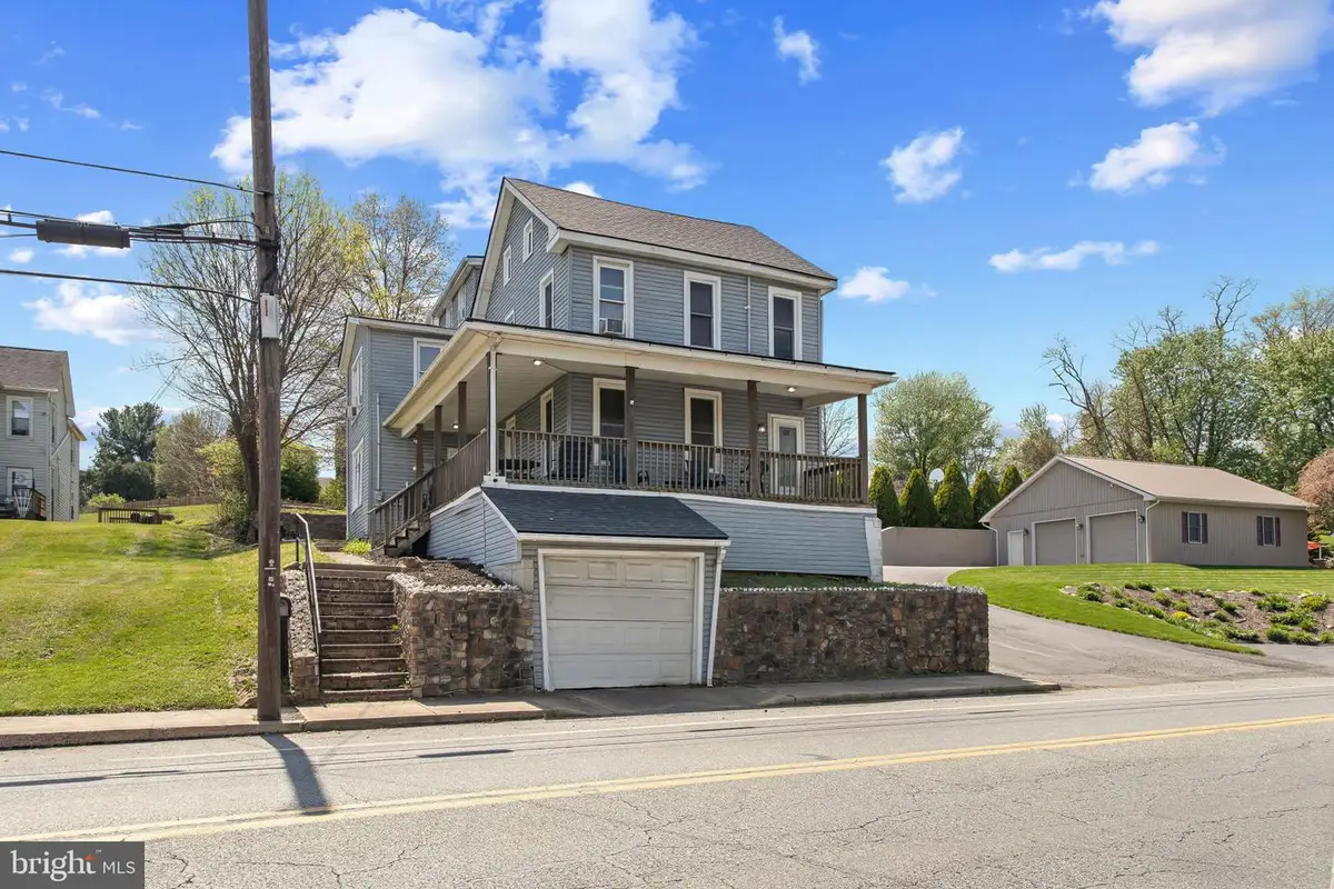 702 W Main Street, Waynesboro, PA 17268 - #1